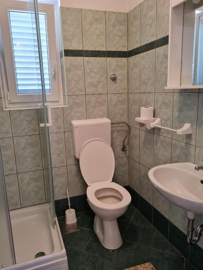 Apartments With A Parking Space Lun, Pag - 4062 룬 외부 사진